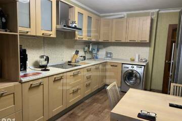 3-к квартира, 75 м², 2/12 эт.