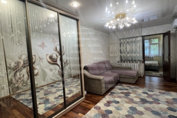 3-к квартира, 57 м², 1/5 эт.