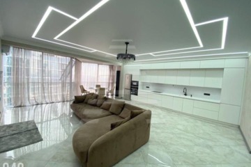 3-к квартира, 130 м², 23/25 эт.